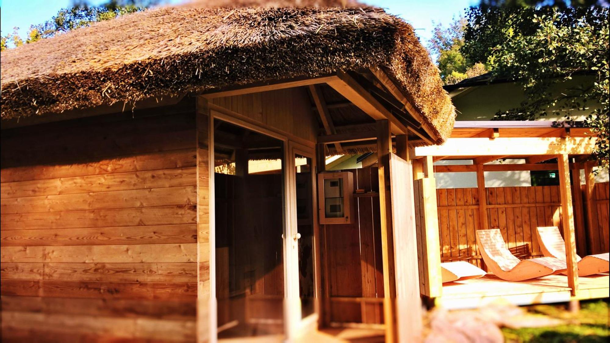Holiday Resort Bela Krajina - Glamping And Mobile Homes メトリカ エクステリア 写真
