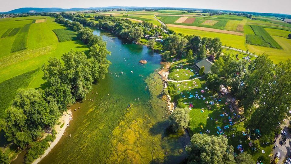 Holiday Resort Bela Krajina - Glamping And Mobile Homes メトリカ エクステリア 写真